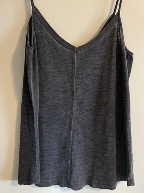 EUC Roxy Distressed Loose V-Neck Distressed-Black Seamed Cami Tank Top Large